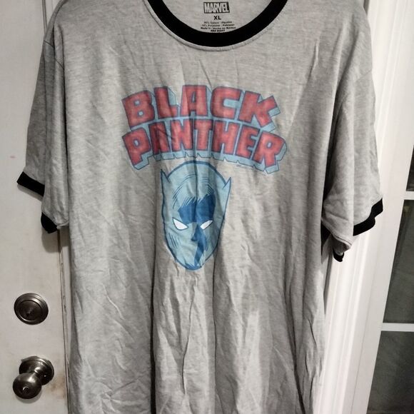 Black Panther Marvel T-shirt - Picture 1 of 6